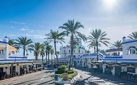 Lovely 1 Bedroom Apartment With Sea Views And Pool