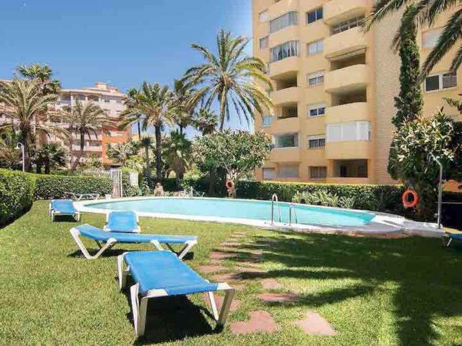 Lovely 1 Bedroom Apartment With Sea Views And Pool Estepona Exterior photo